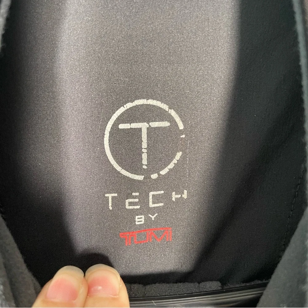 Tech By TUMI Mens Large Black Grey Softshell Full Zip Fleece Lined Active Jacket